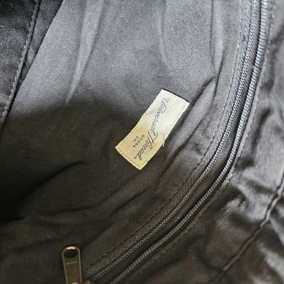 Universal Thread textured cute bag with detachable adjustable strap. OS - Picture 7 of 7